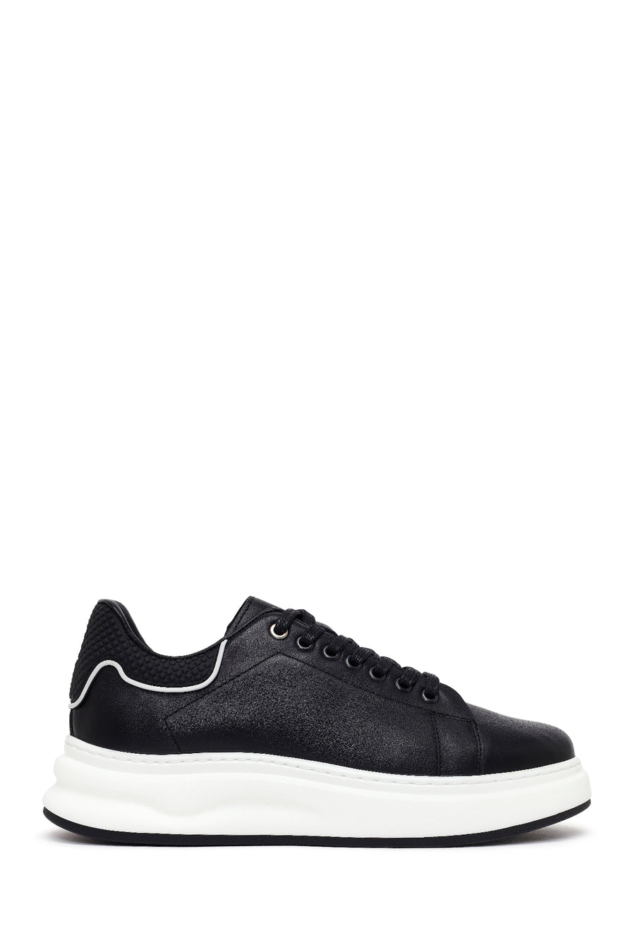 Erkek Siyah Bağcıklı Kalın Tabanlı Deri Sneaker 26SFD660518 | Derimod