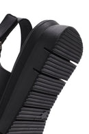 Kadın Siyah Bantlı Comfort Sandalet | Derimod