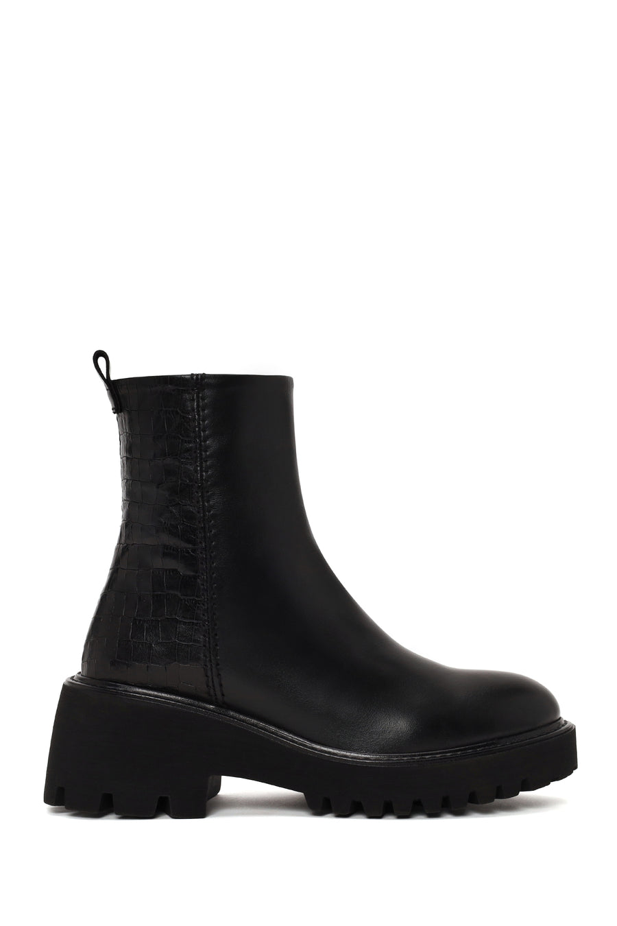 Woman Black Zip Closure Patterned Thick-Soled Leather Boots WF180024DV | Derimod