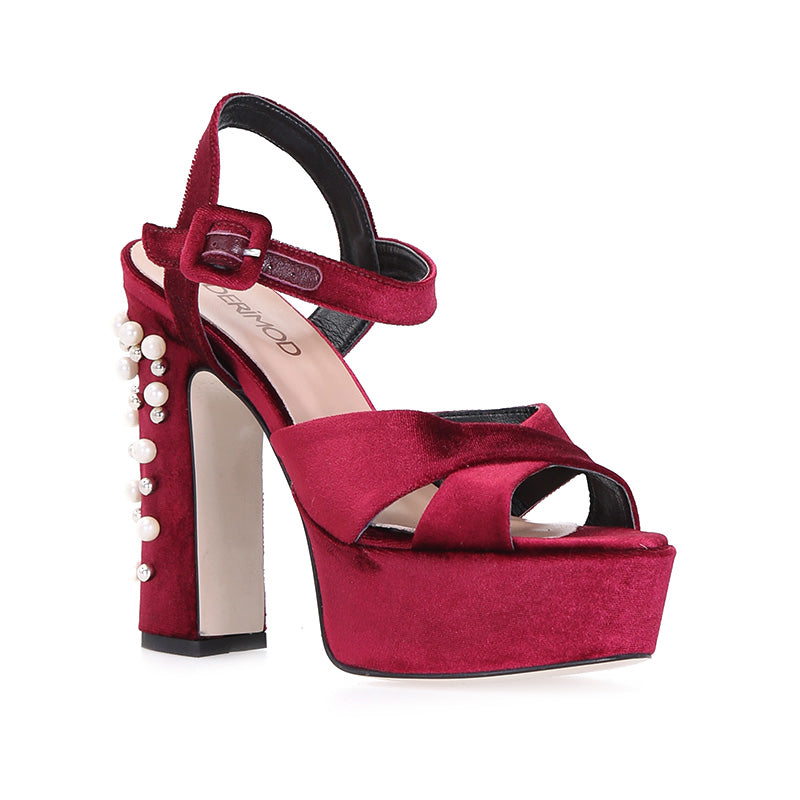 Complete the Look by Purchasing Together!