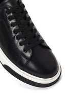 Erkek Siyah Bağcıklı Kalın Tabanlı Deri Sneaker | Derimod