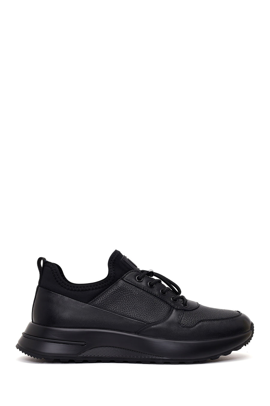 Erkek Siyah Bağcıklı Kalın Tabanlı Deri Sneaker WM680064DK | Derimod