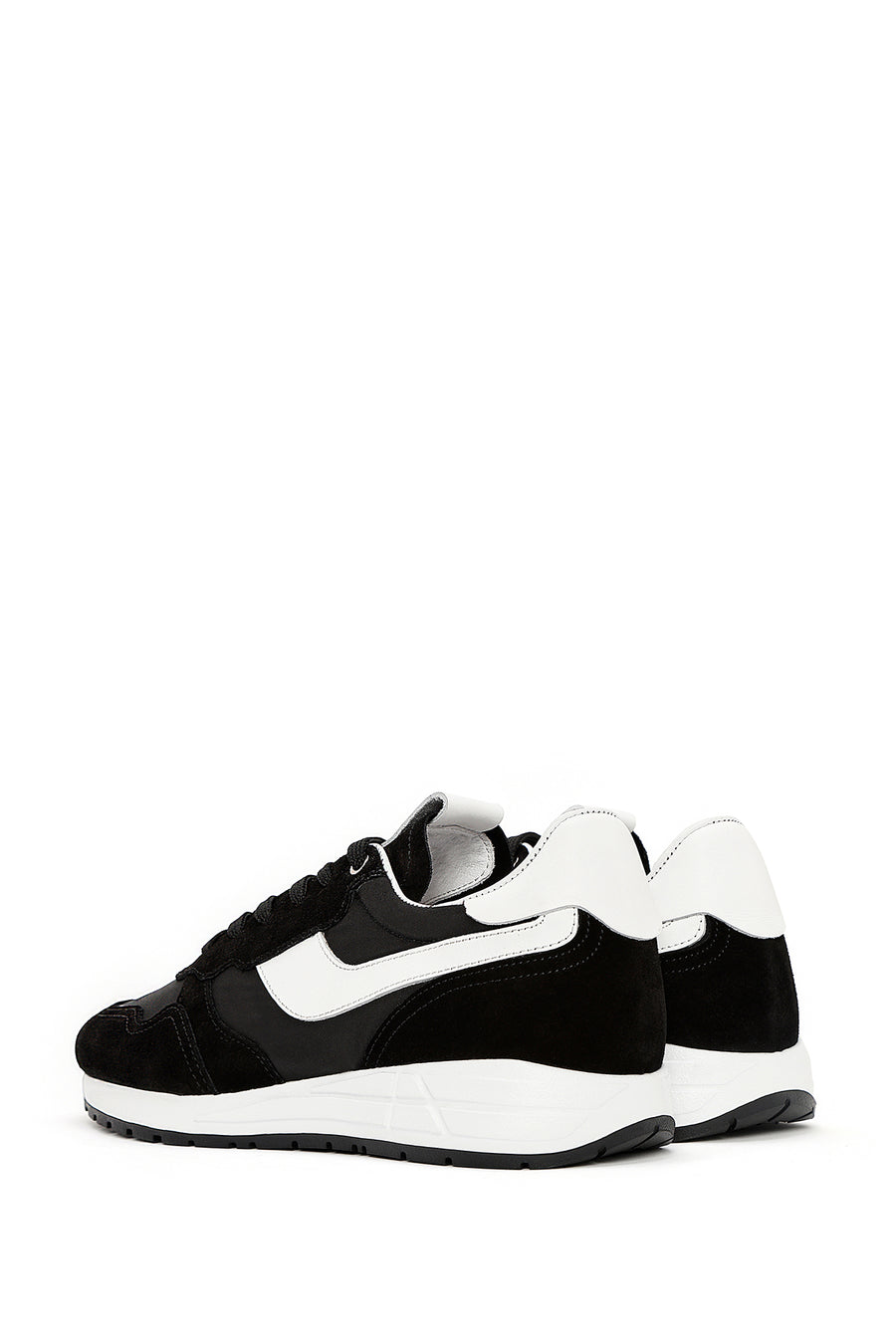 Men's Black Lace-up Leather Sneaker