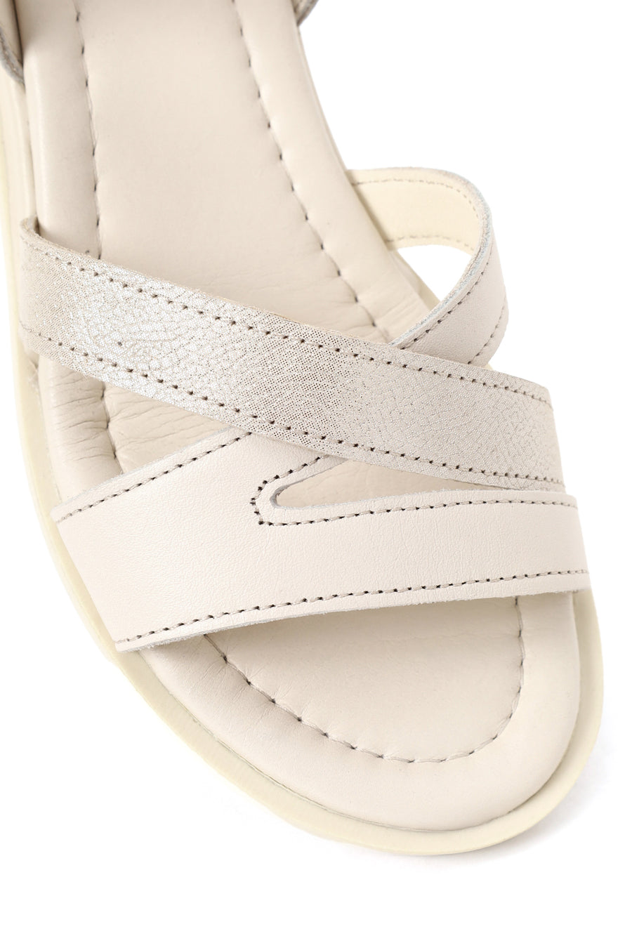 Woman Cream Ankle-Strap Leather Sandals