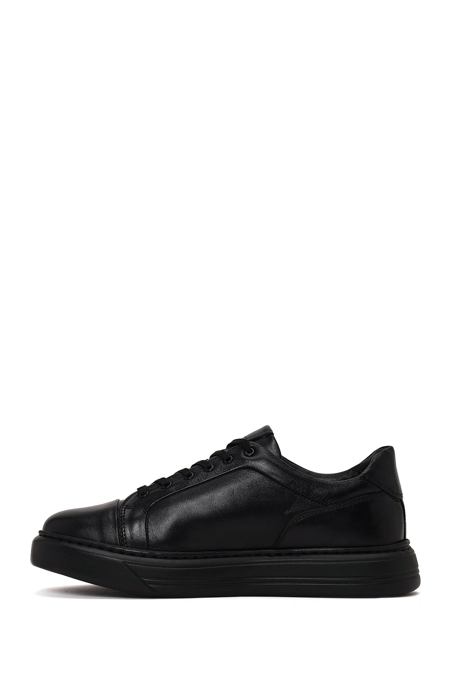Male Black Lace-Up Thick-Soled Leather Sneaker