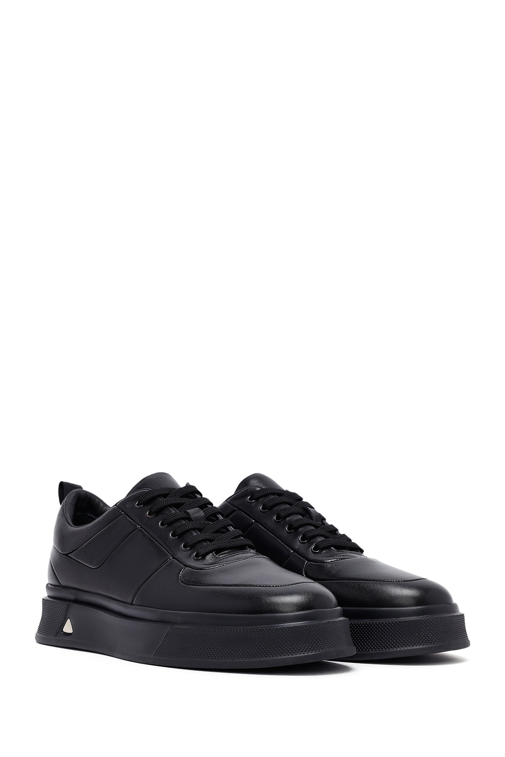 Erkek Siyah Bağcıklı Kalın Tabanlı Deri Sneaker