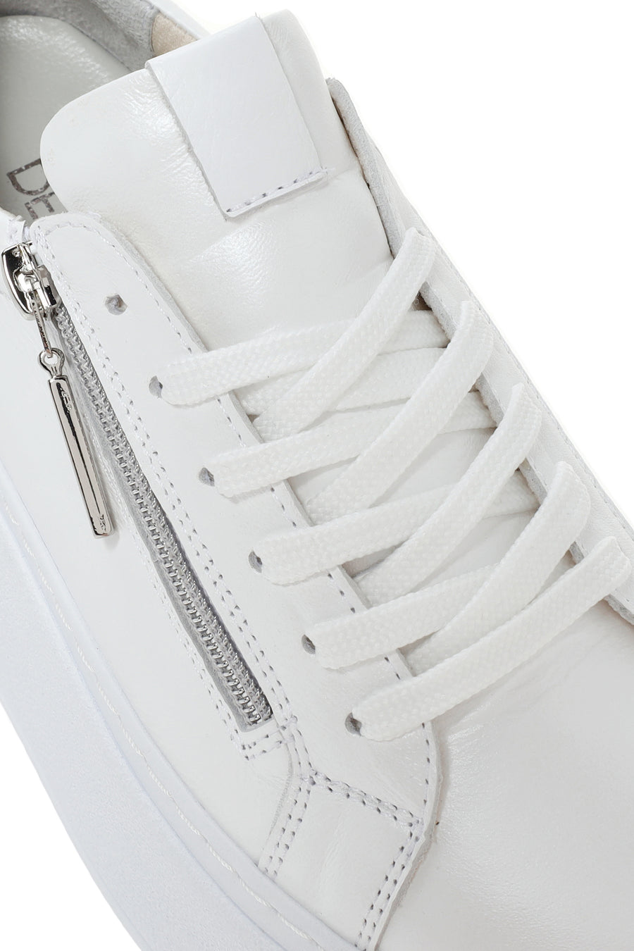 Kadın Beyaz Kalın Tabanlı Yandan Fermuarlı Bağcıklı Deri Sneaker