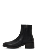 Woman Black Zip Closure Short Thick-heeled Leather Boots | Derimod