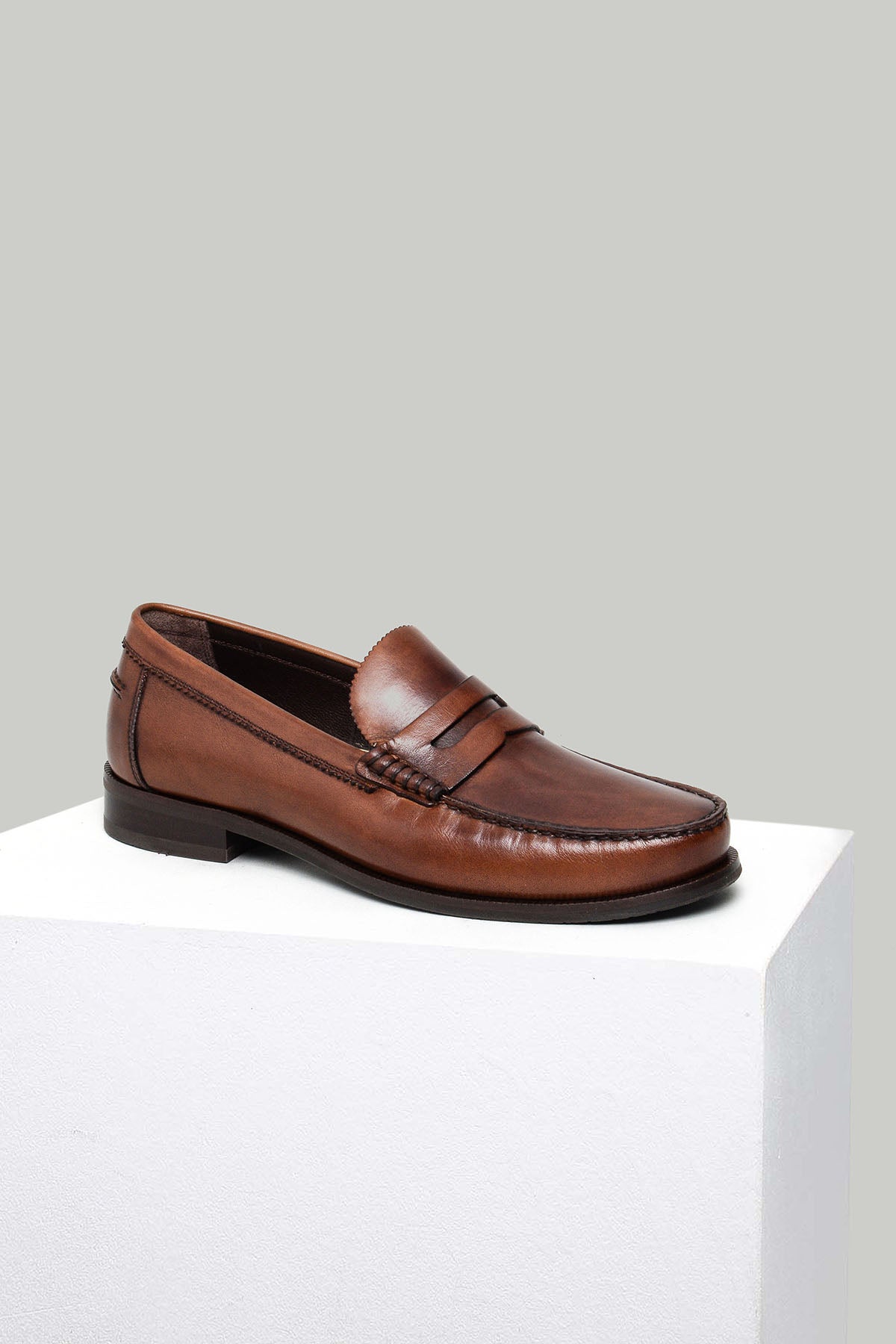 Complete the Look by Purchasing Together!