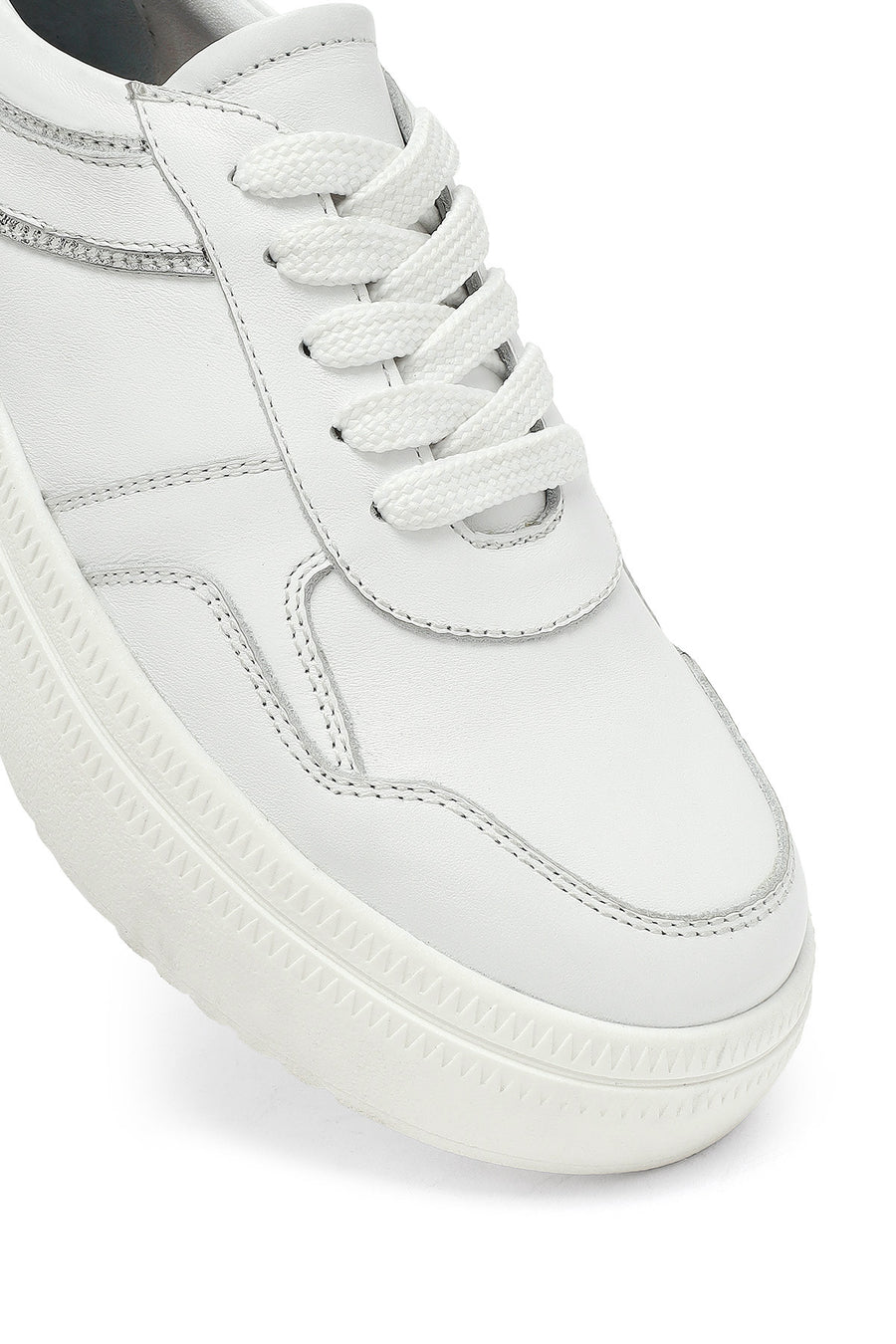Woman White Laced Thick Sole Leather Sneakers