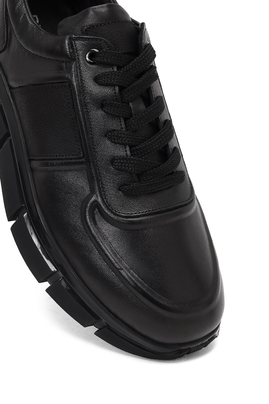 Men's Black Lace-Up Thick-Soled Leather Sneaker