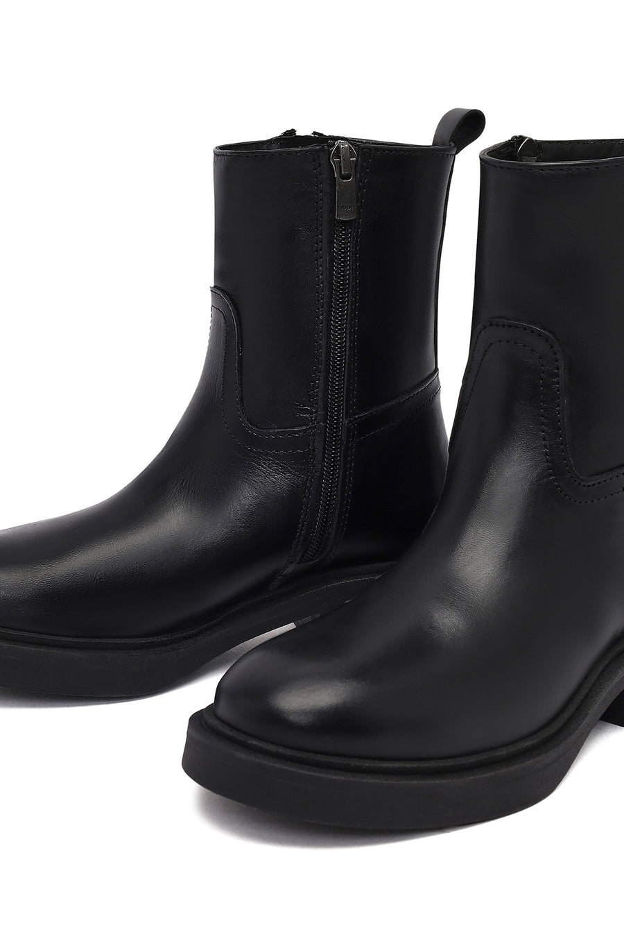 Women's Black Zippered Leather Boots