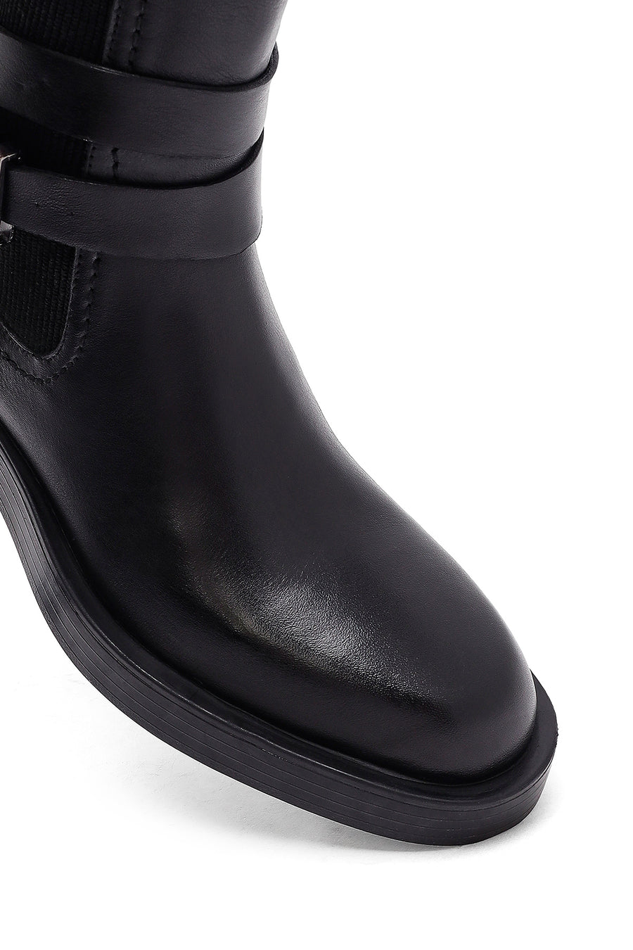 Women's Black Zippered Leather Boots