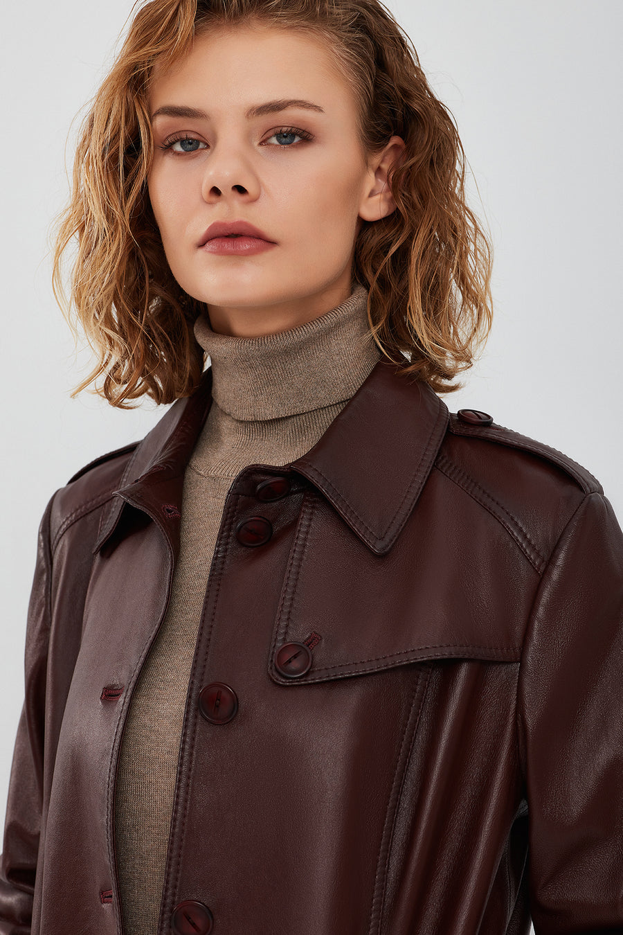 Scarlet Women's Brown Leather Trench Coat