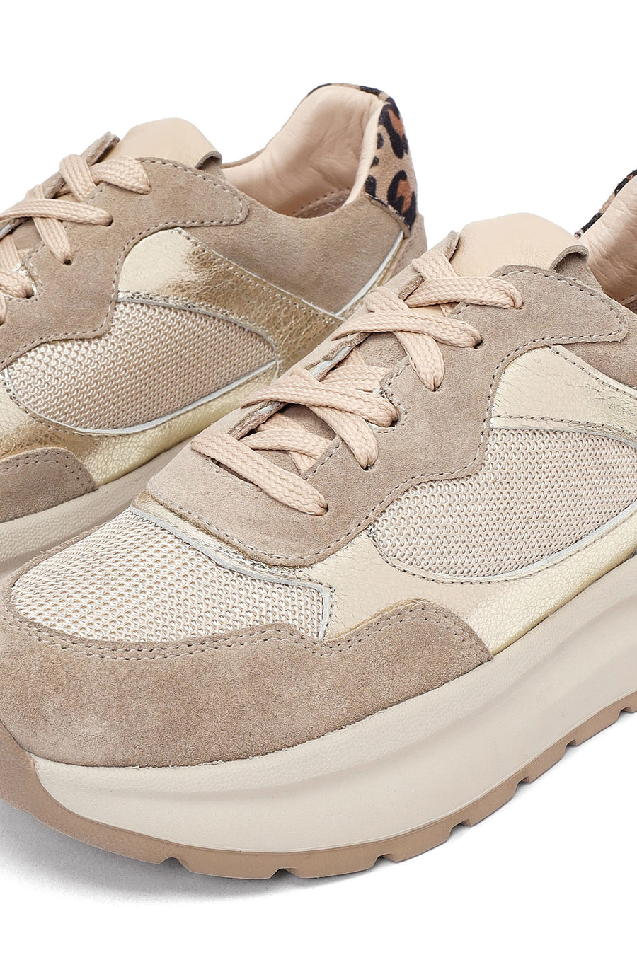 Kadın Bej Bağcıklı Kalın Tabanlı Deri Sneaker