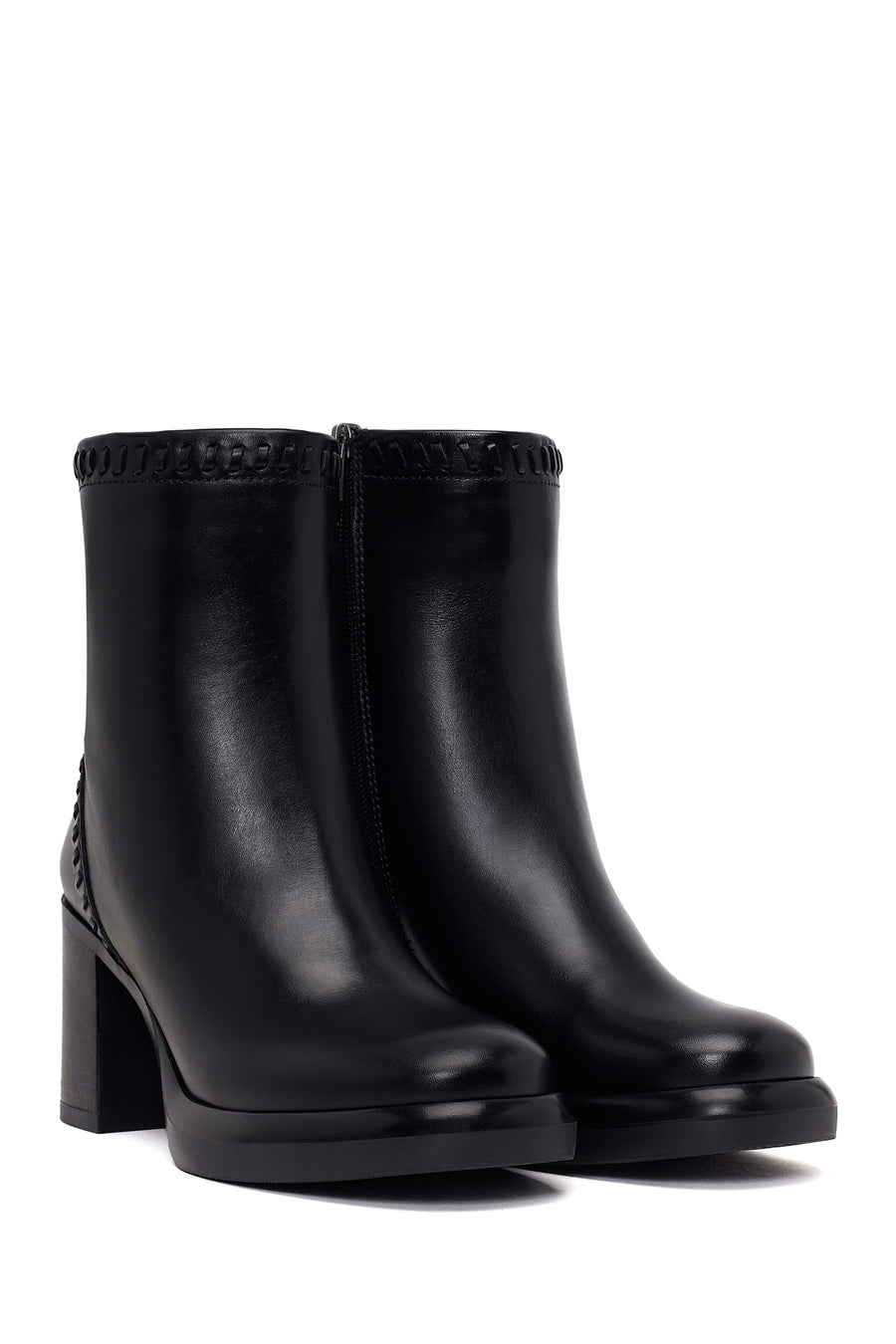 Woman Black Zip Closure Thick-Heeled Leather Boots