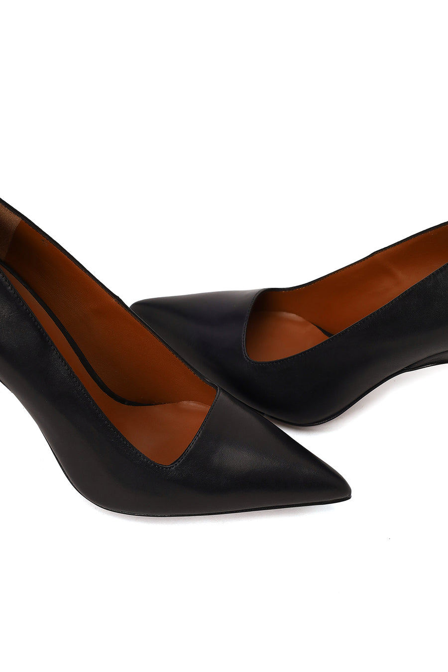 Woman Black Thin-Heeled Leather Stiletto