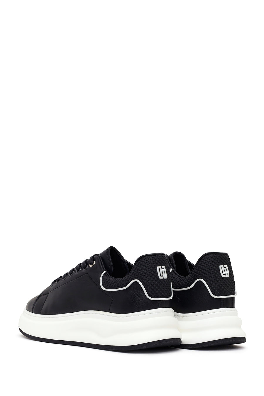 Erkek Siyah Bağcıklı Kalın Tabanlı Deri Sneaker