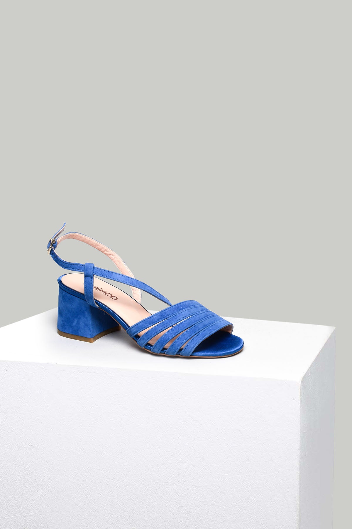 Complete the Look by Purchasing Together!