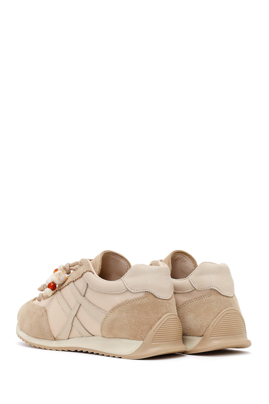 Woman Beige Lace-up Charm Leather Sneaker