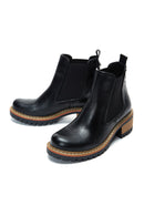 Women's Black Leather Classic Flat Boots | Derimod