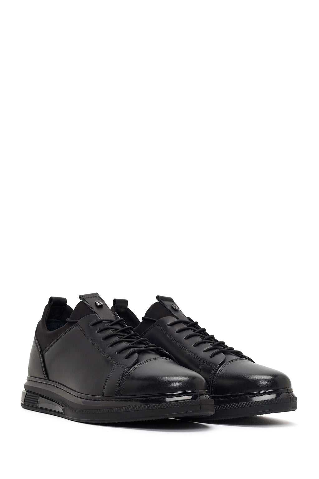 Erkek Siyah Bağcıklı Deri Sneaker
