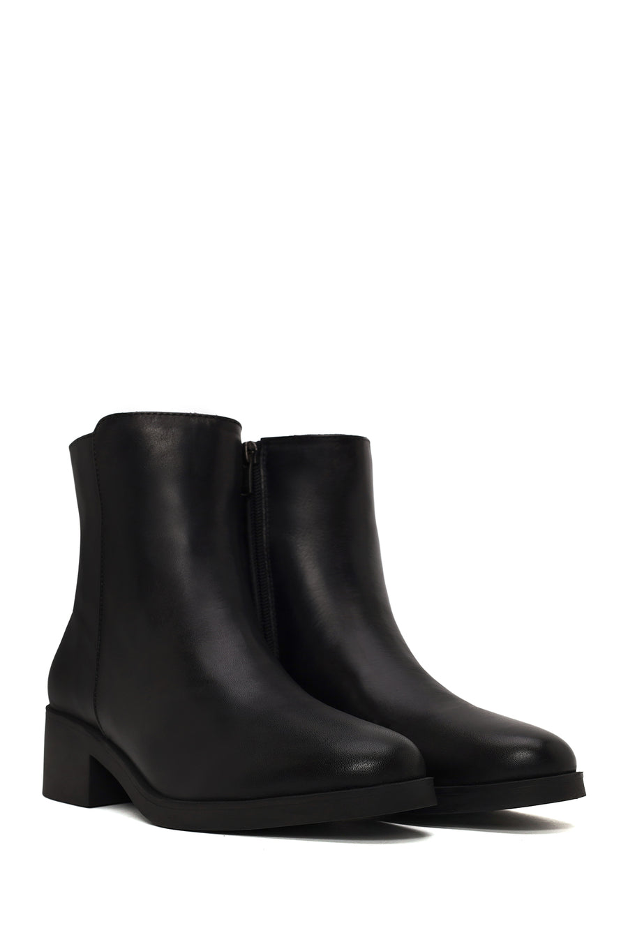 Woman Black Zip Closure Short Thick-heeled Leather Boots