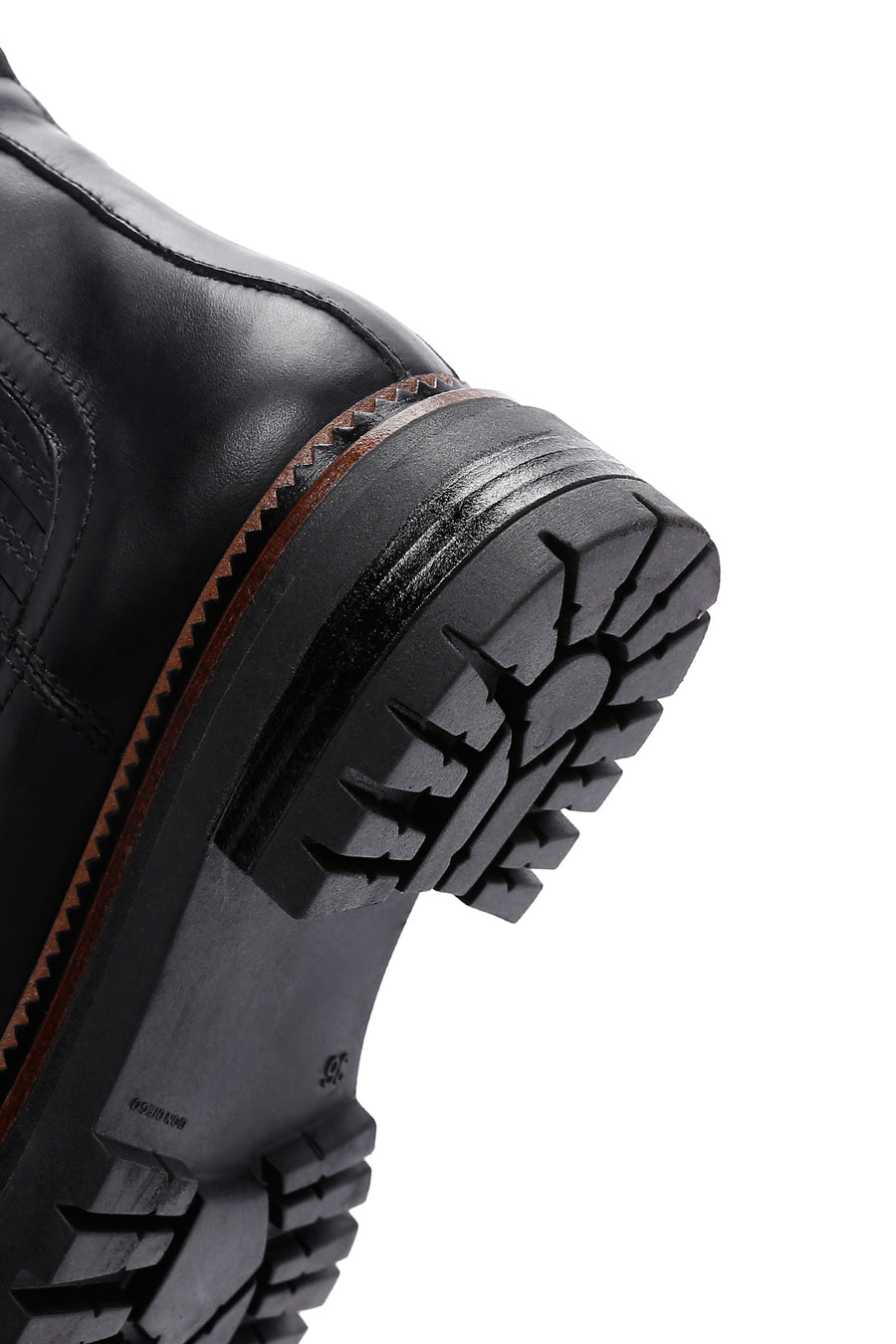 Woman Black Thick Sole Leather Chelsea Boots