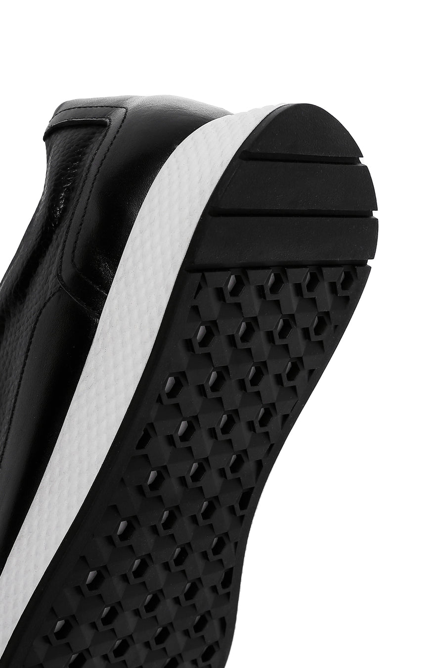 Men's Black Thick Sole Leather Casual Sneaker
