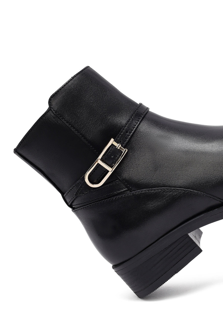 Woman Black Zip Closure Leather Boots