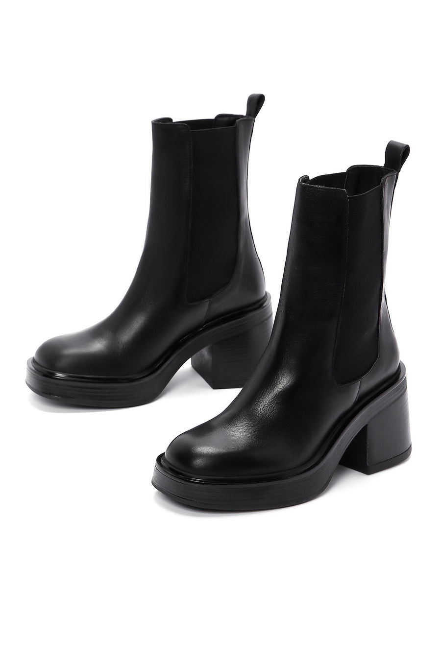Women's Black Leather Heeled Chelsea Boots