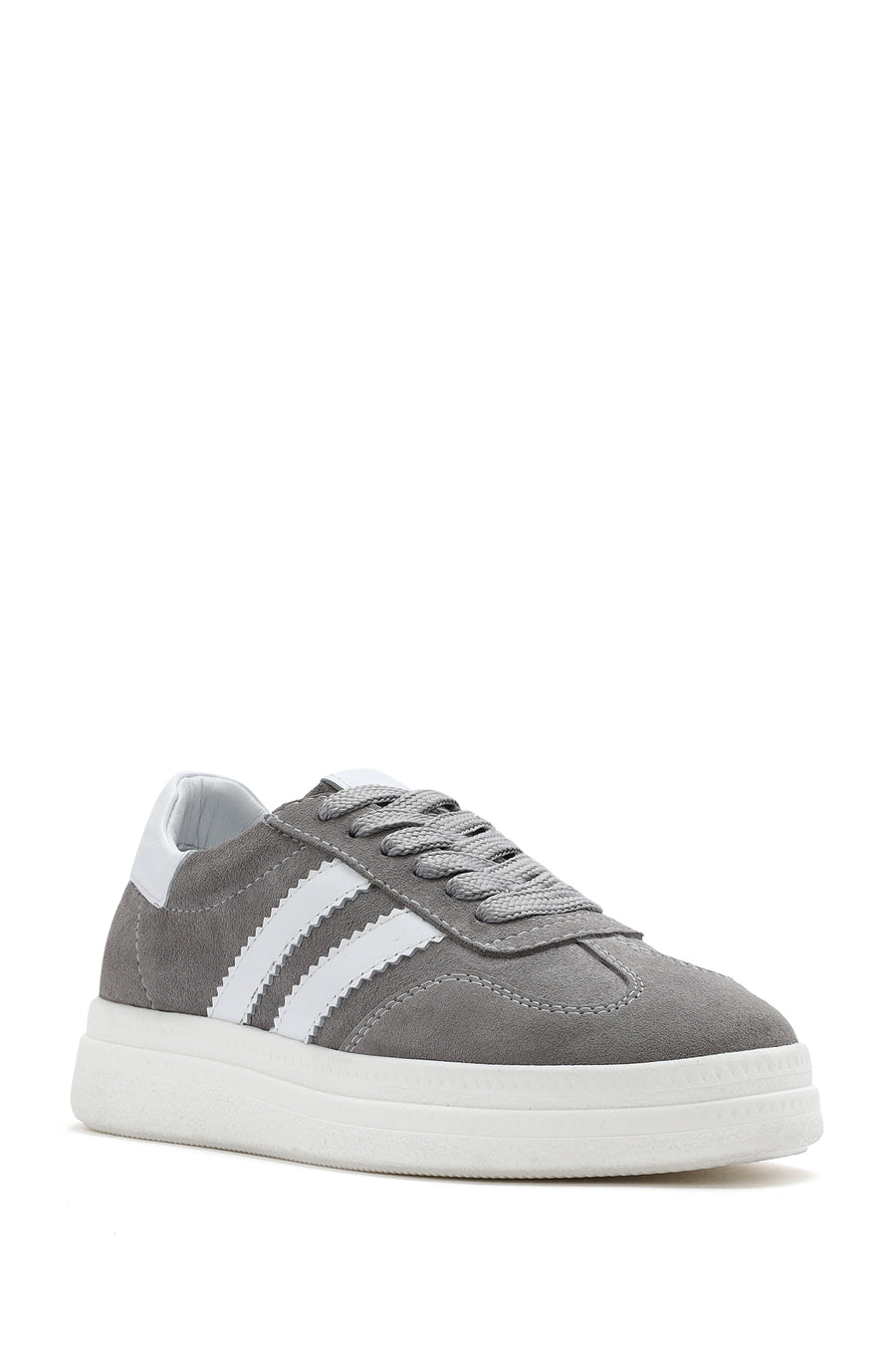 Kadın Gri Bağcıklı Kalın Tabanlı Süet Deri Sneaker