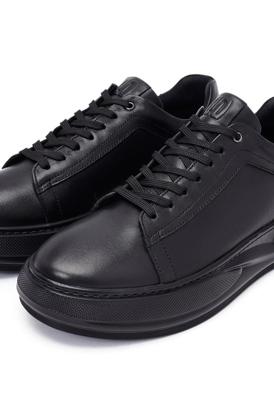 Men's Black Lace-Up Thick Sole Leather Sneakers