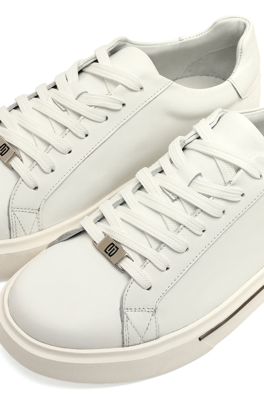 Men's White Lace-Up Thick-Soled Leather Sneaker