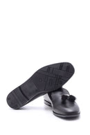 Women's Feather Detailed Leather Loafer | Derimod