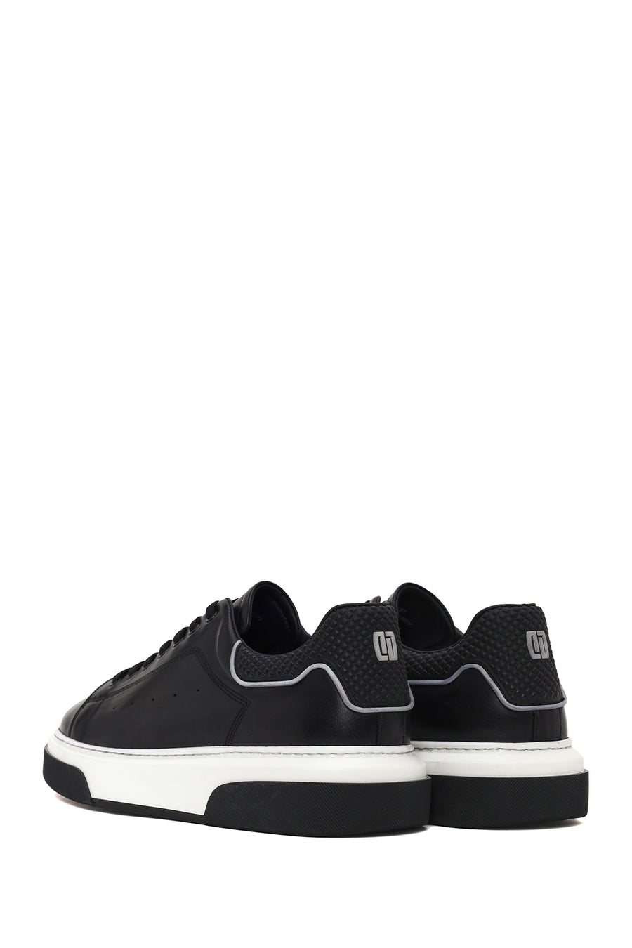 Erkek Siyah Bağcıklı Kalın Tabanlı Deri Sneaker