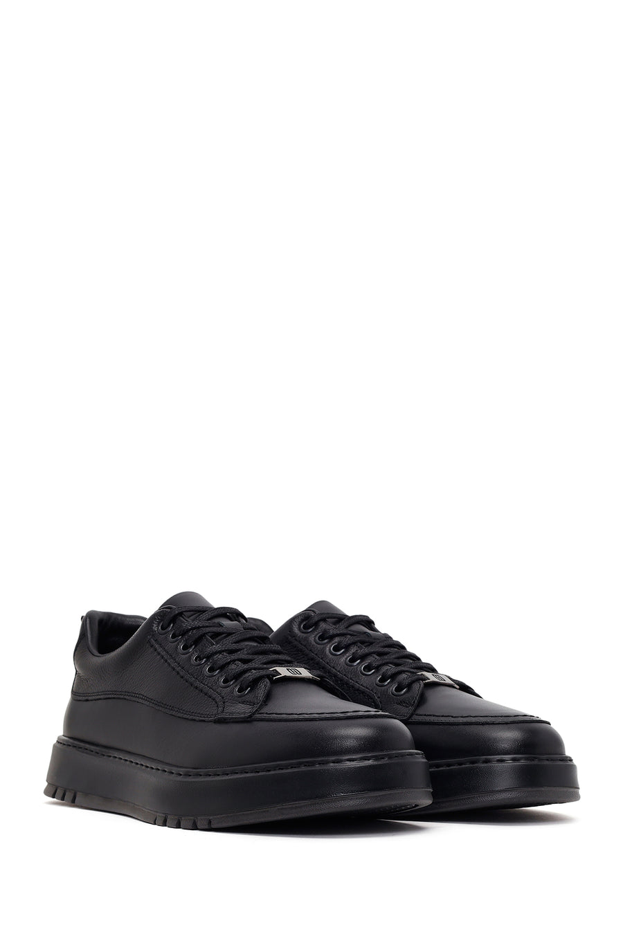 Male Black Lace-Up Thick-Soled Leather Sneaker