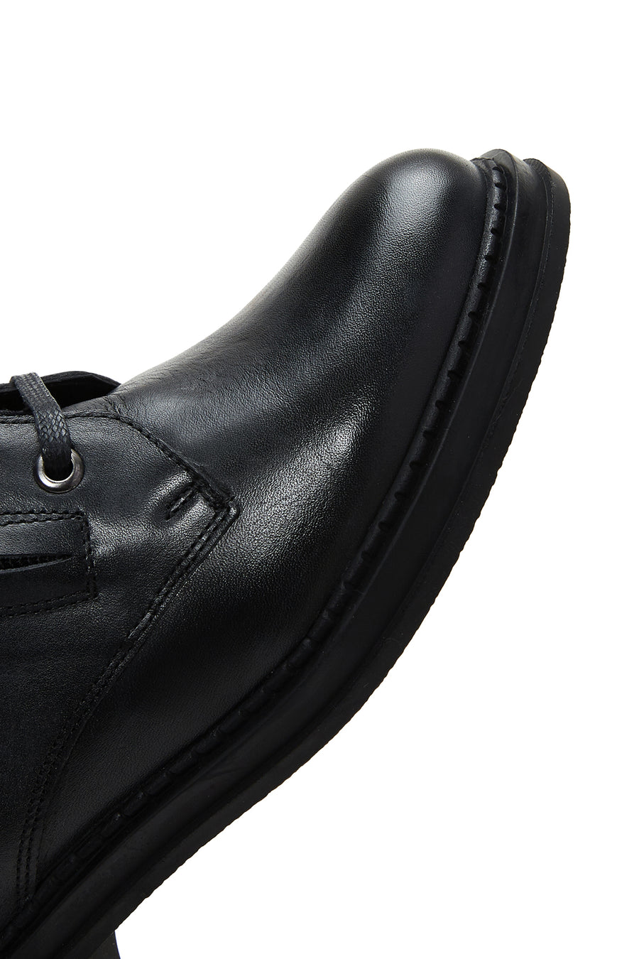 Women's Black Leather Zippered Flat Boots