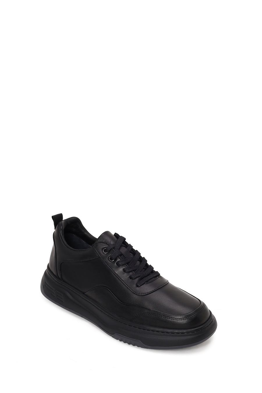 Male Black Lace-Up Thick-Soled Leather Sneaker