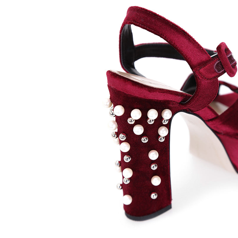 WOMEN SANDALS