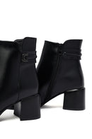 Woman Black Zippered Thick Heel Boots | Derimod