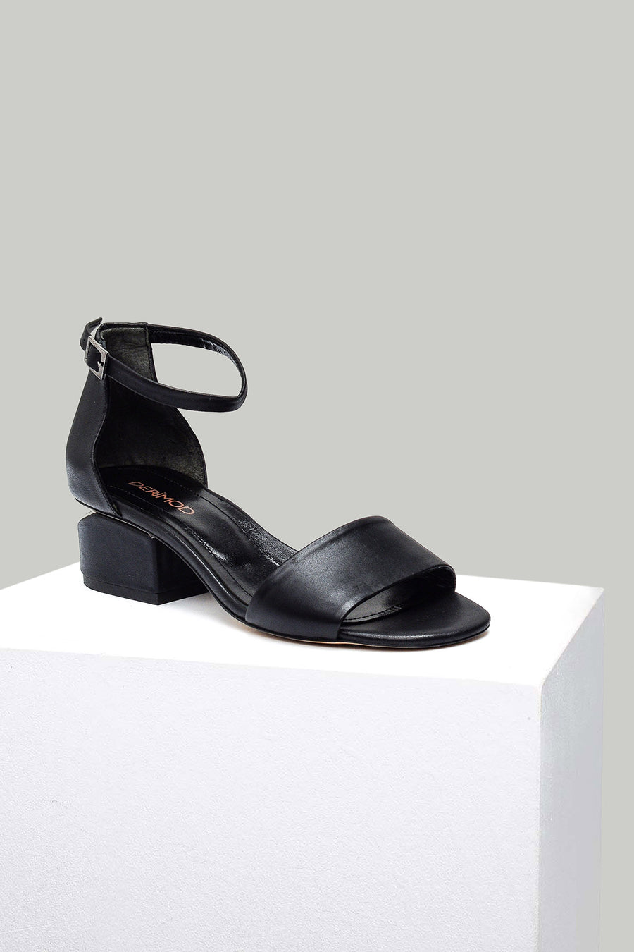 Ankle Strap Women's Leather Heeled Sandals 18SFD167418 | Derimod
