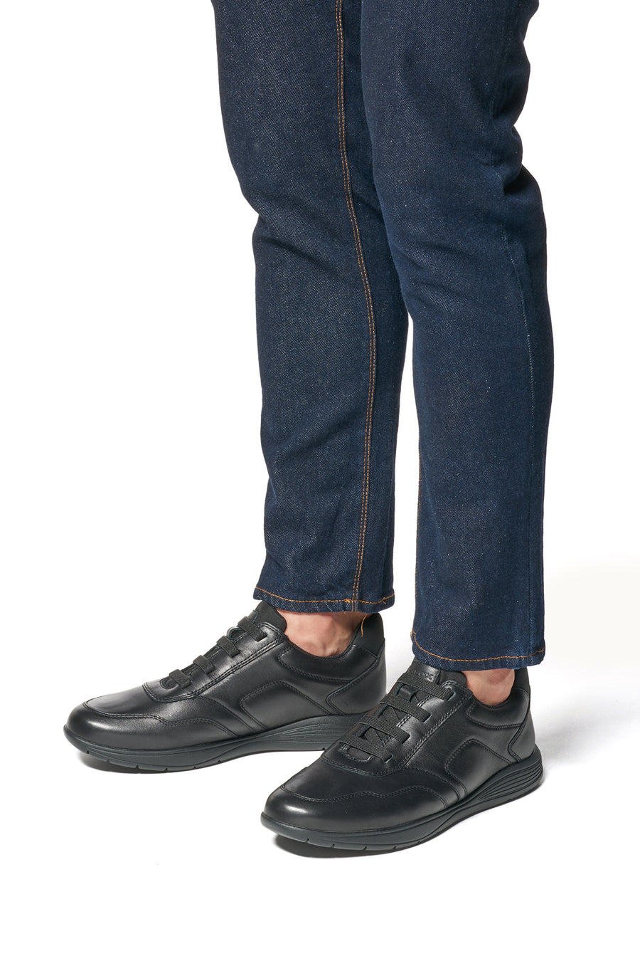 
Geox Men's Black Spherica Ec2 Lace-up Leather Sneaker
