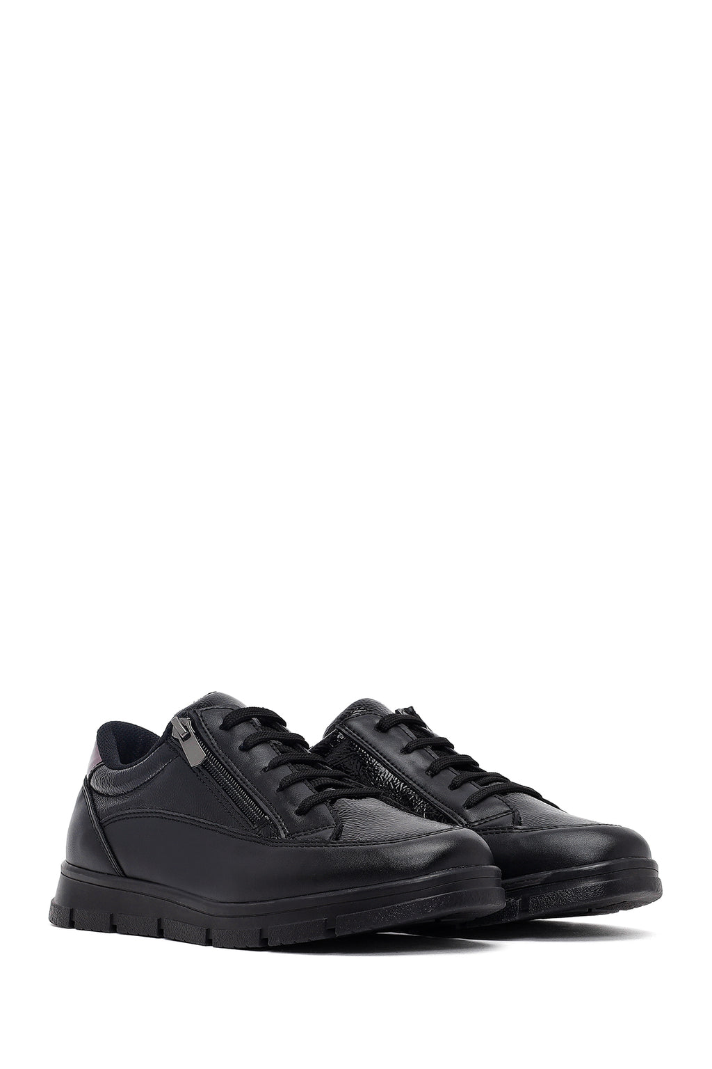 Kadın Siyah Bağcıklı Sneaker