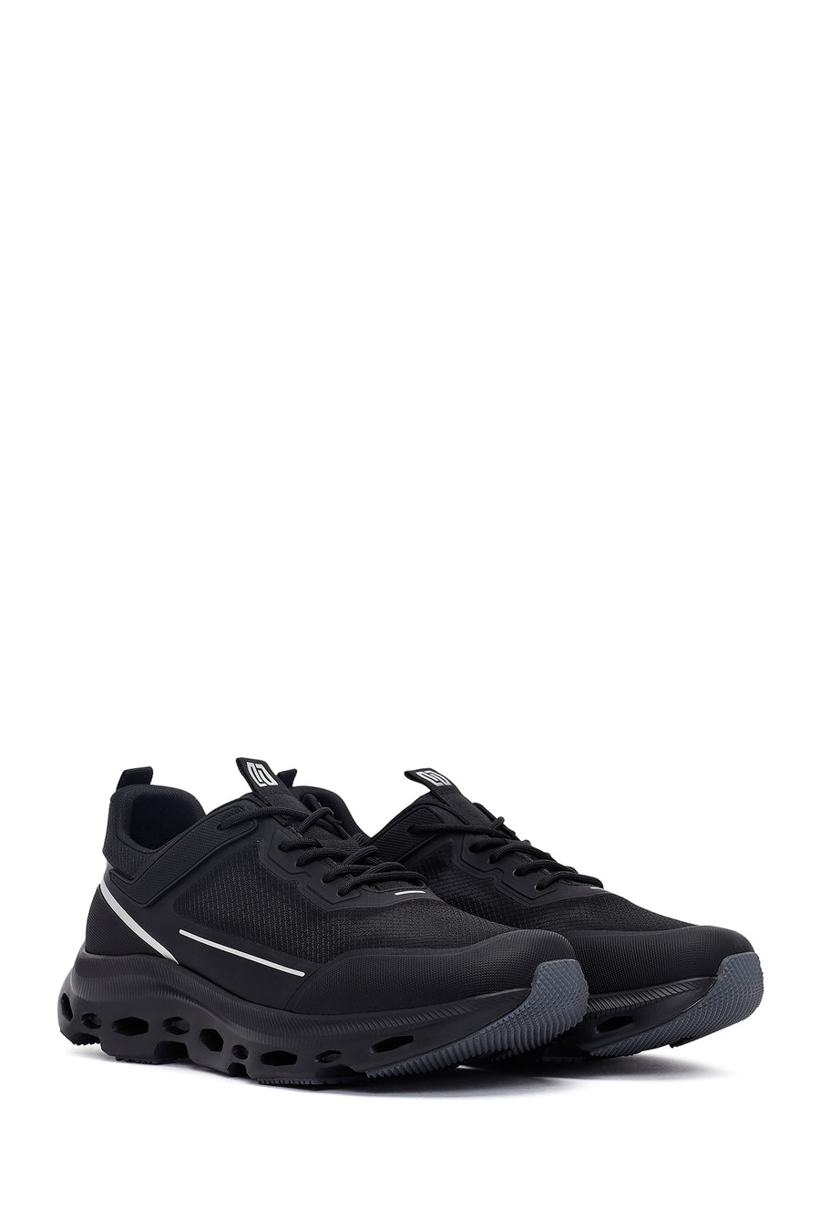 Erkek Siyah Bağcıklı Kalın Tabanlı Kumaş Sneaker
