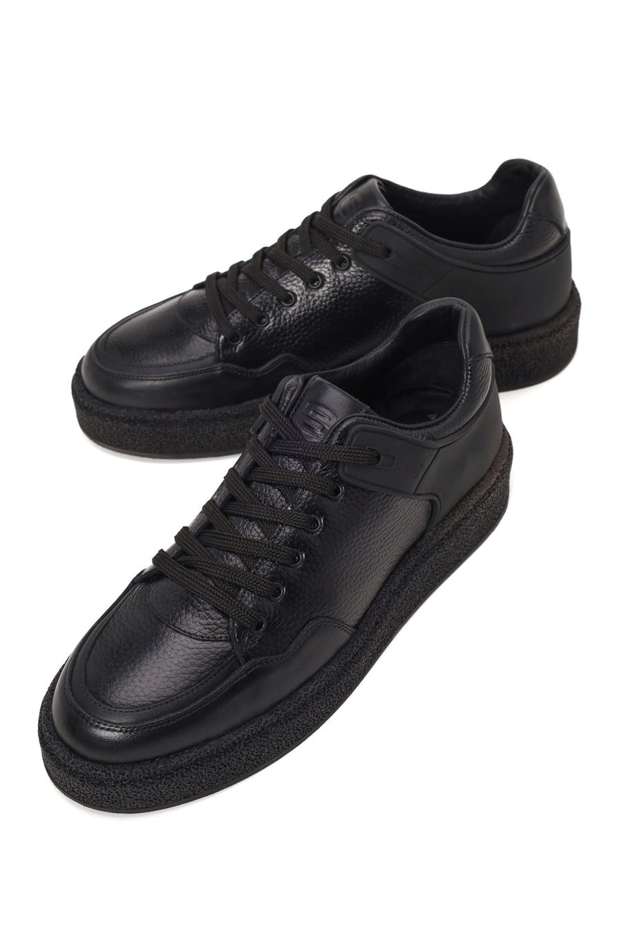 Erkek Siyah Bağcıklı Kalın Tabanlı Deri Sneaker