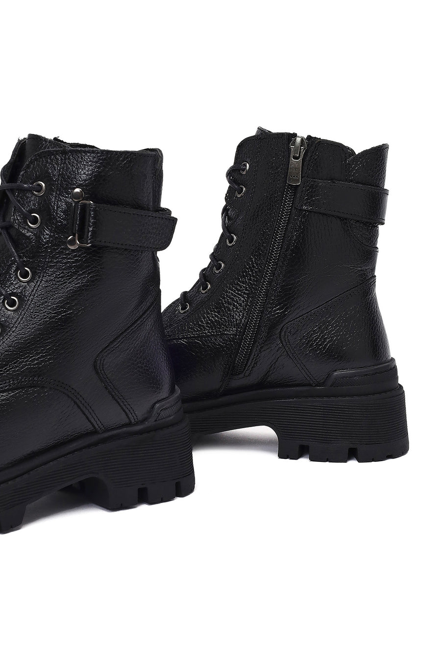 Woman Black Lace-Up Zippered Thick Sole Leather Postal Boots