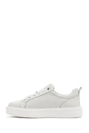 Erkek Beyaz Bağcıklı Kalın Tabanlı Deri Sneaker | Derimod