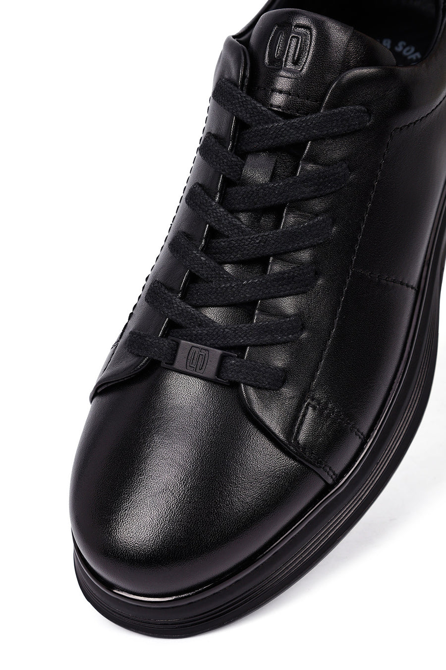 Male Black Lace-up Leather Casual Sneaker