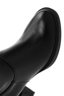 Woman Black Zip Closure Chunky-Heel Boot | Derimod